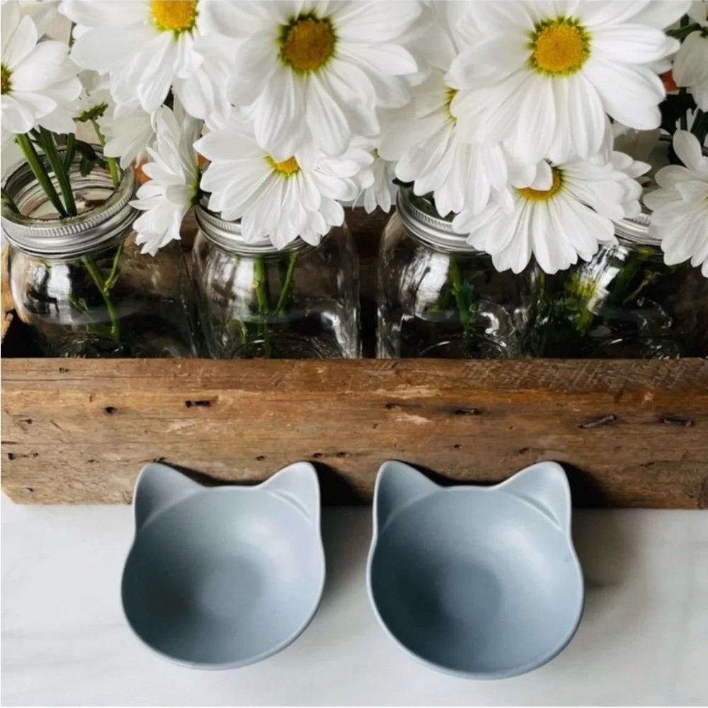 Cat Bowl Feeding Set (2)•Grey•Cat Head-Shaped Satin Stoneware•Dishwasher Safe